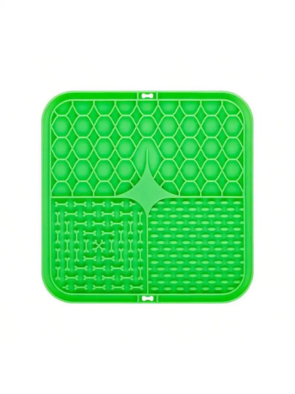 Pet Licking Pad – Silicone Slow Feeder with Suction Cups for Dogs & Cats